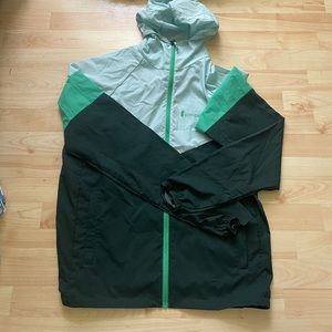 Cotopaxi windbreaker